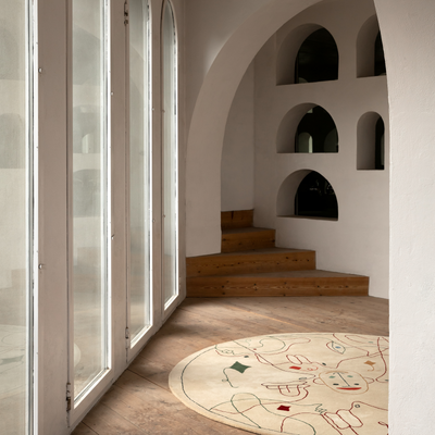 Silhouette Tufting Circular Rug