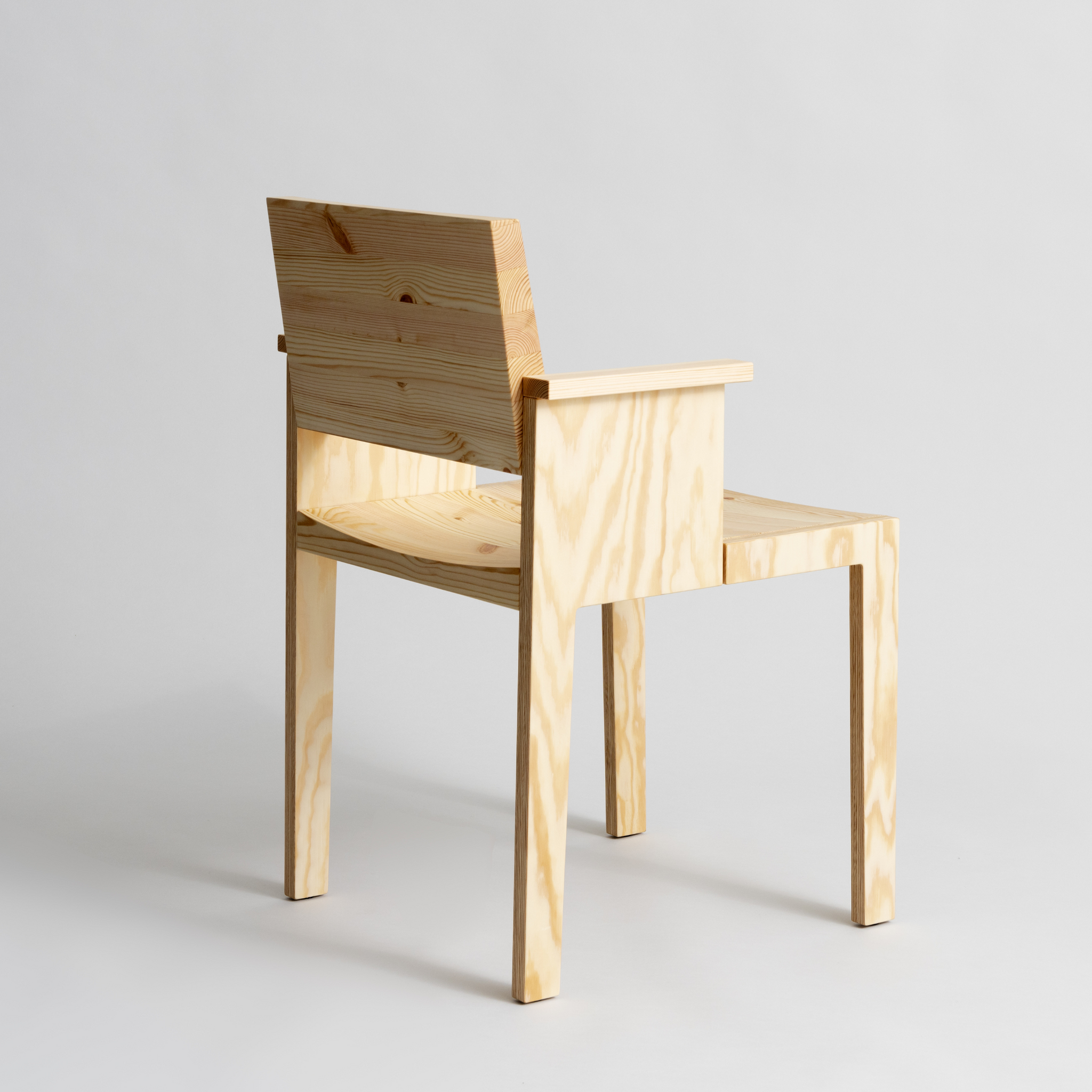016 Maasto Dining Armchair