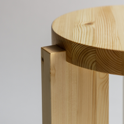 001 Stool