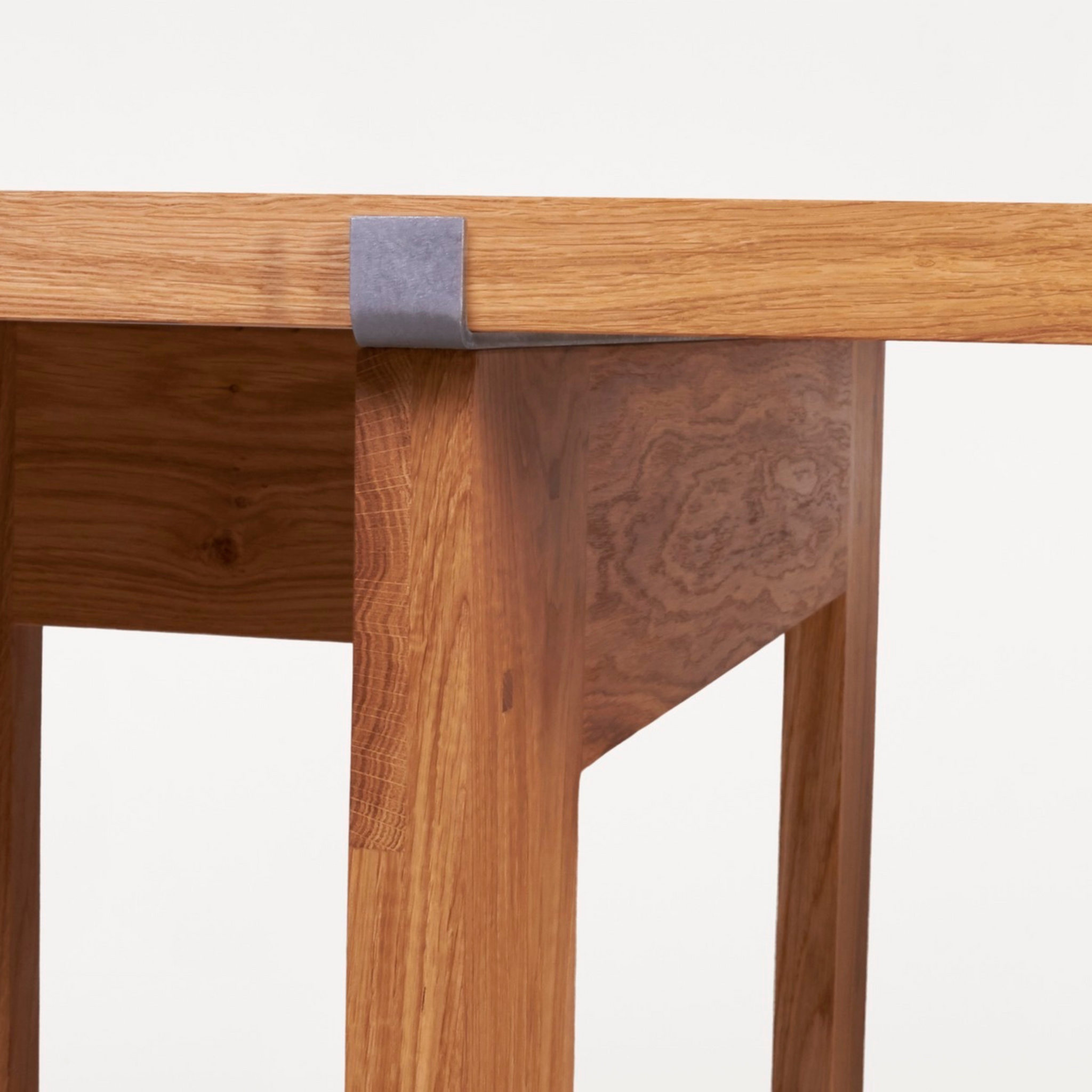 Farmhouse Trestle Table, L220 Planks