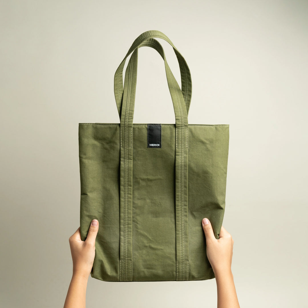 Heroi Canvas Bag, Computer by HEROI Project