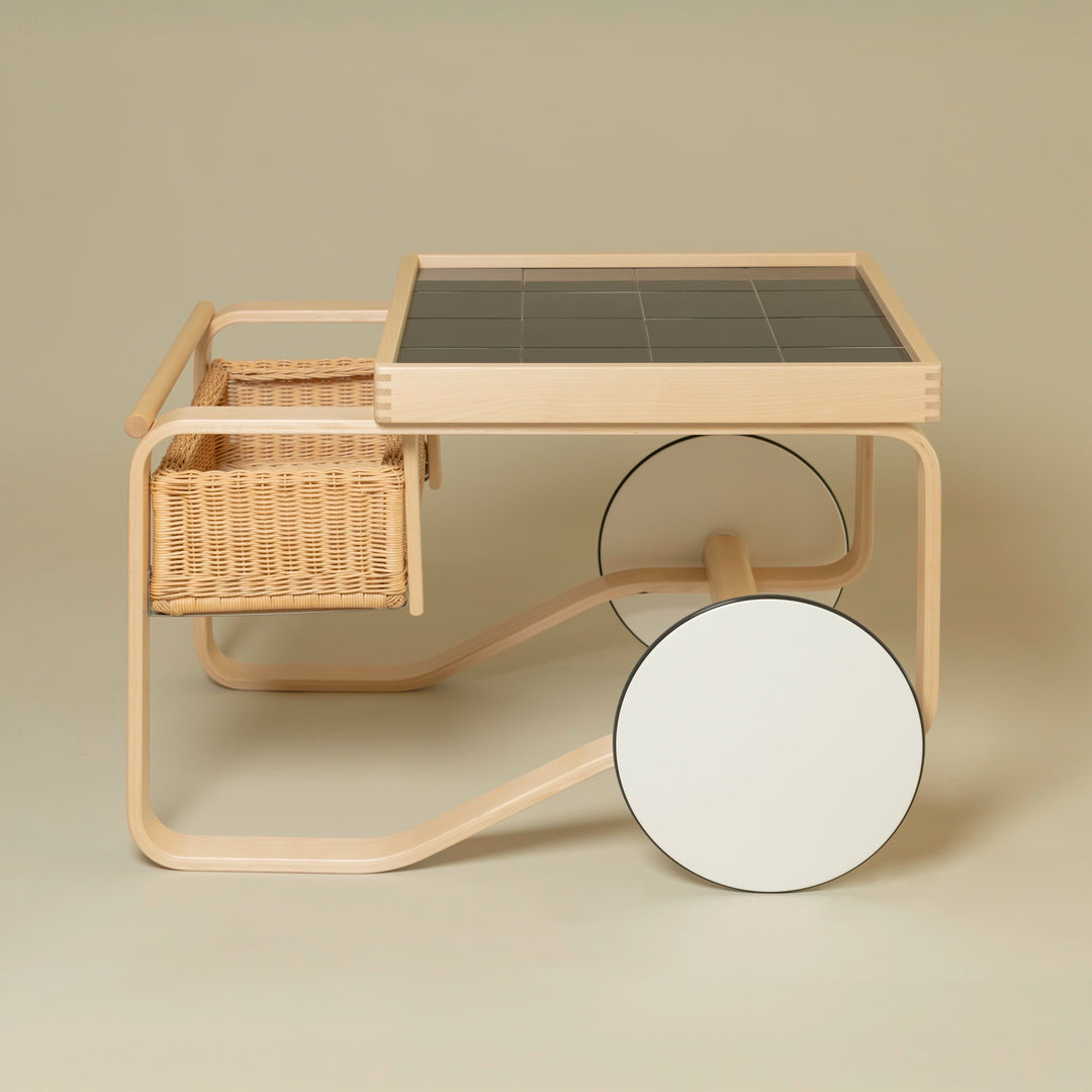 Tea Trolley 900 by Artek