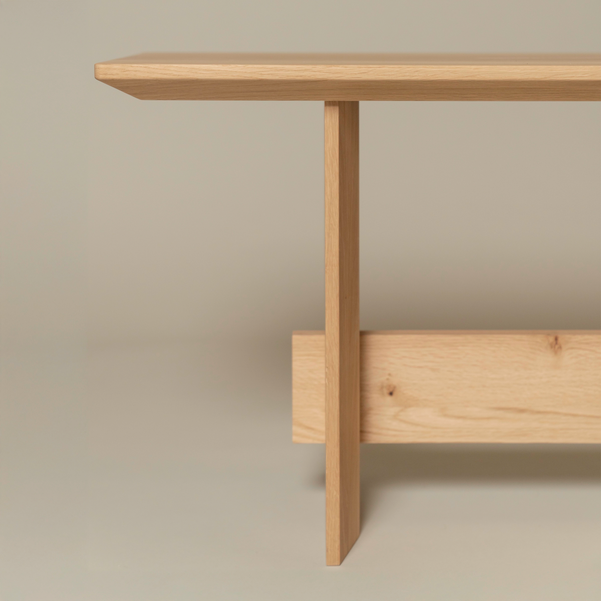 Karimoku Case Bench A-B01