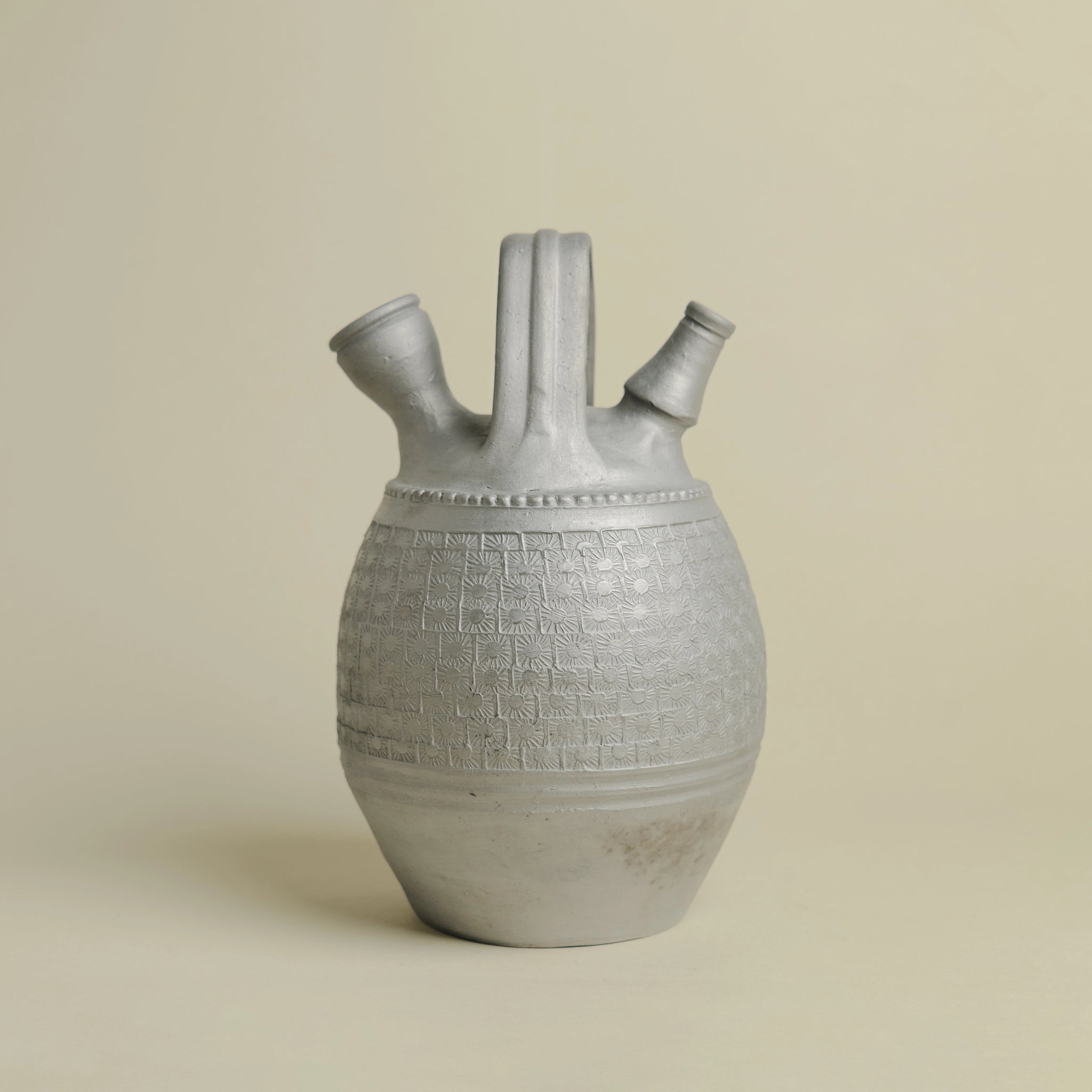 Carapinhal Jug, Black