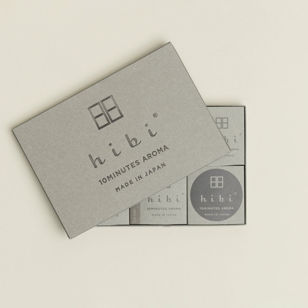 Gift Box by Hibi