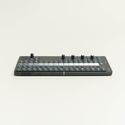 OP-XY Synthesisers with Keyboard
