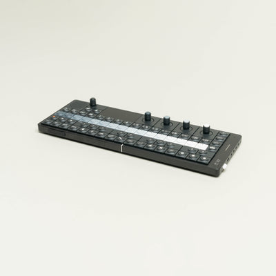 OP-XY Synthesisers with Keyboard