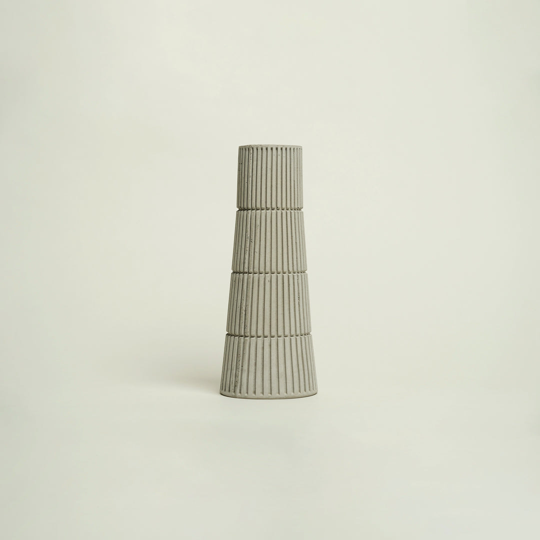 SIMENT Flyover Vase by TIIPOI