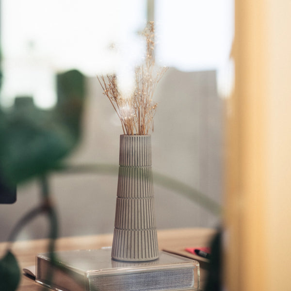 SIMENT Flyover Vase